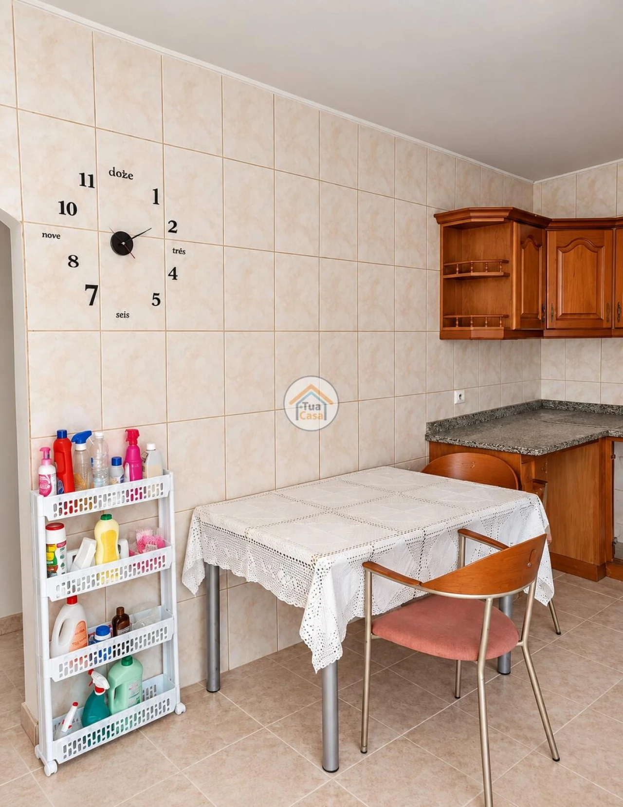 Moradia T2 para Venda em Três Povos Foto 27