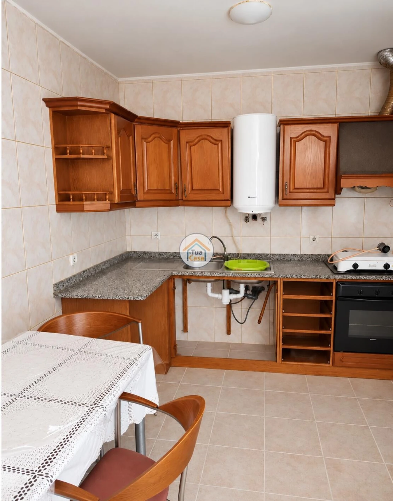Moradia T2 para Venda em Três Povos Foto 24