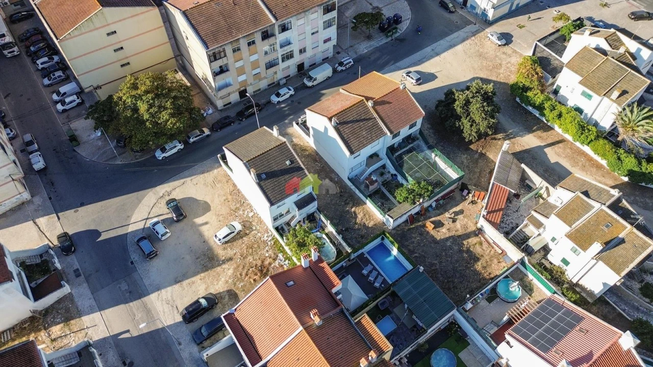 Terreno para Venda em Baixa da Banheira e Vale da Amoreira Foto 7