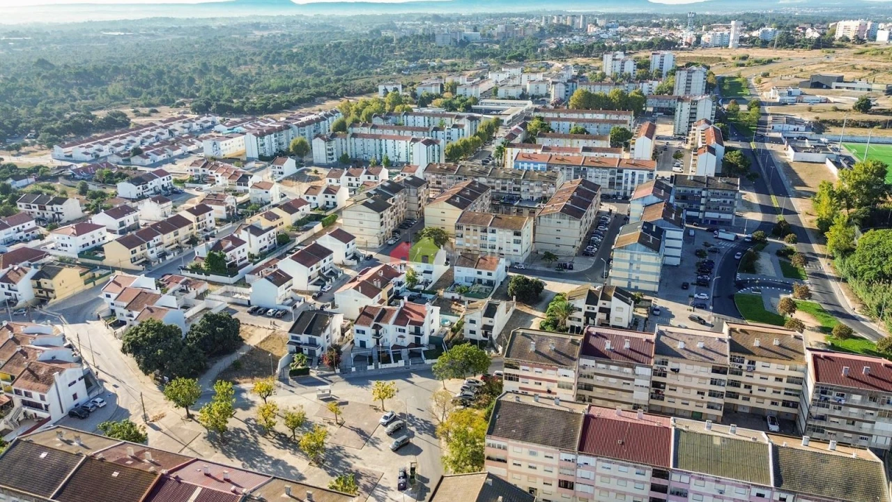 Terreno para Venda em Baixa da Banheira e Vale da Amoreira Foto 12