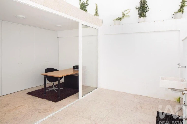 Apartamento T3 para Venda em Avenidas Novas Foto 5