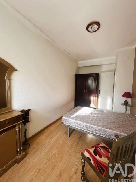 Apartamento T2 para Venda em Cepões, Meijinhos e Melcões