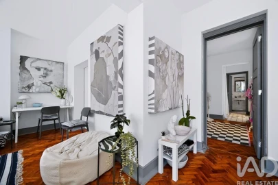 Apartamento T1 para Arrendamento em Campo de Ourique