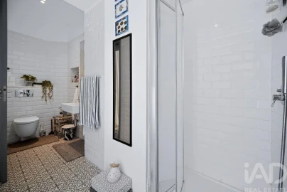 Apartamento T1 para Arrendamento em Campo de Ourique