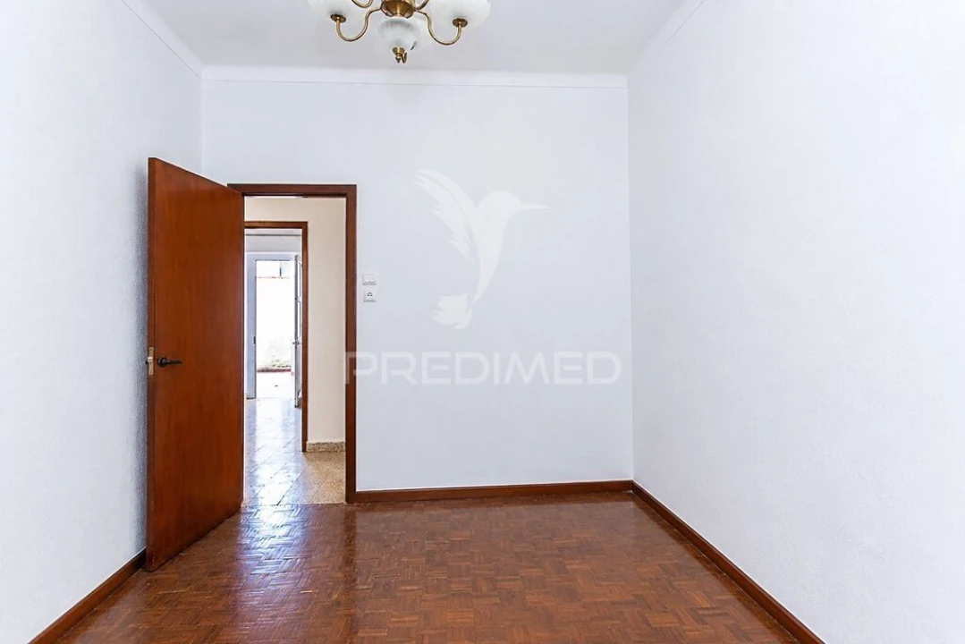 Apartamento T2 para Venda em Vila Real de Santo Antonio Foto 9