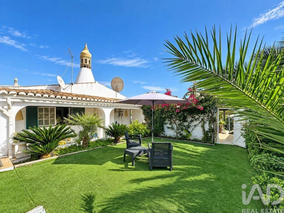 Moradia T2 para Venda em Boliqueime Foto 5