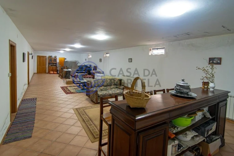 Moradia T5 para Venda em Mentrestido Foto 44