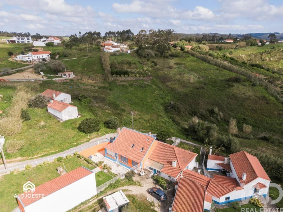 Moradia T3 para Arrendamento em Santo Isidoro Foto 25