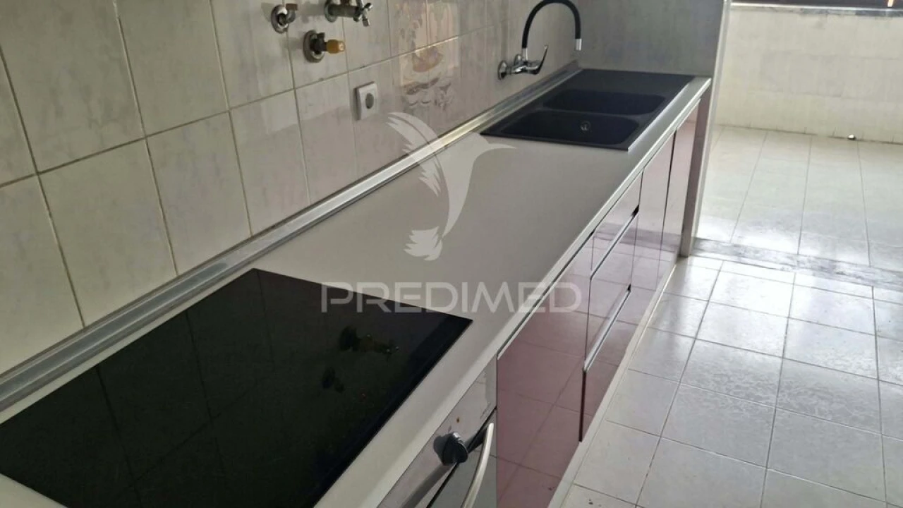 Apartamento T4 para Venda em Setubal (São Sebastião) Foto 3