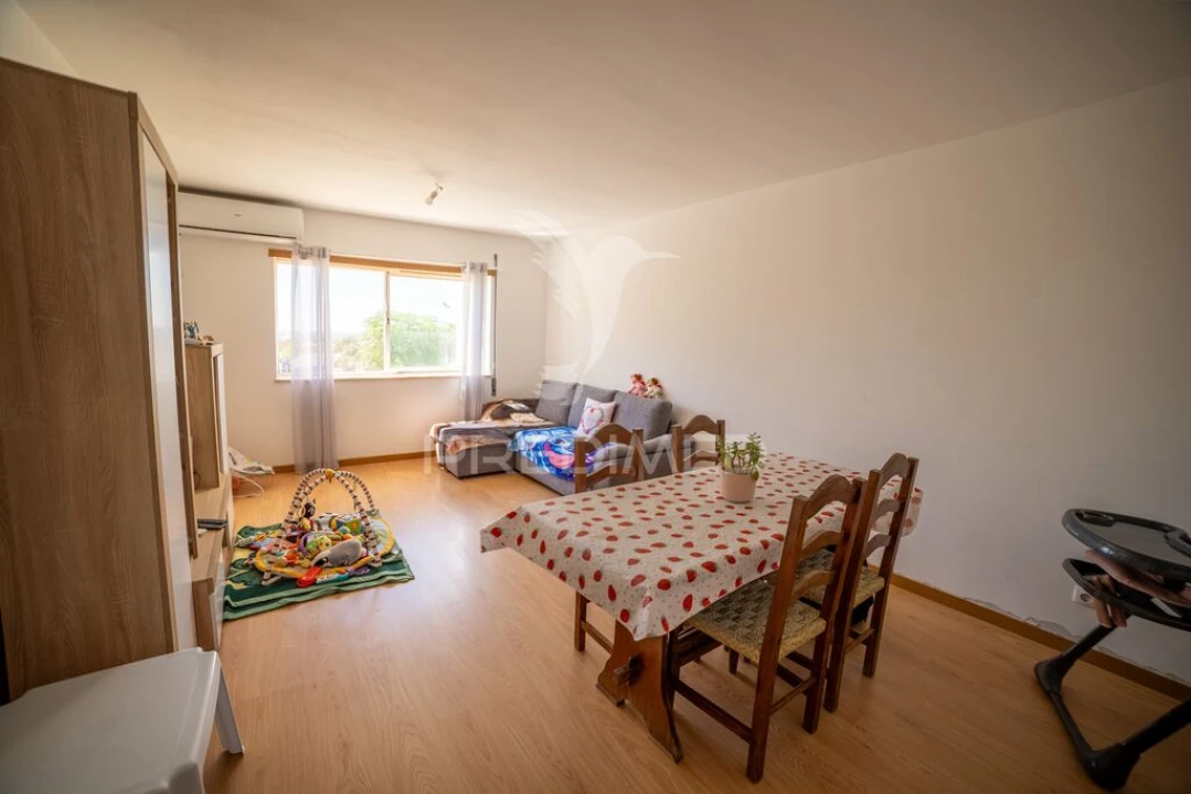 Apartamento T3 para Venda em Ribeira de Nisa e Carreiras Foto 6