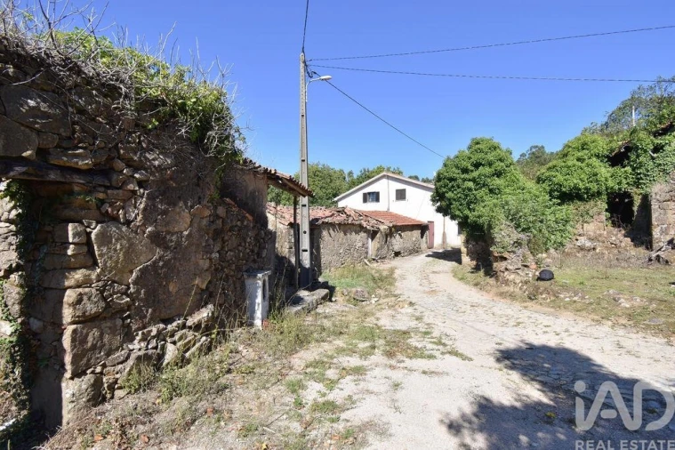 Moradia para Venda em Espinhal Foto 3