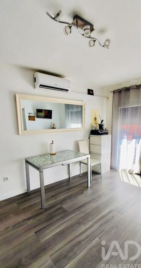 Moradia T3 para Venda em Fernao Ferro