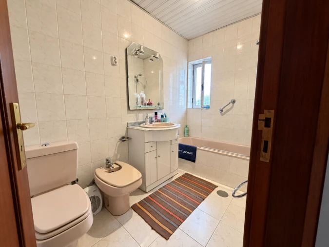 Apartamento T3 para Venda em Mafamude e Vilar do Paraíso Foto 8