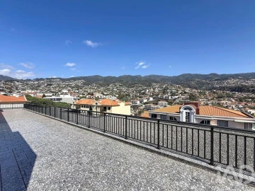 Apartamento T2 para Venda em Santo Antonio