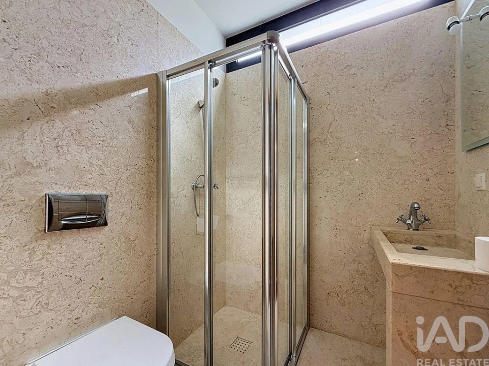 Apartamento T2 para Venda em Santo Antonio Foto 6