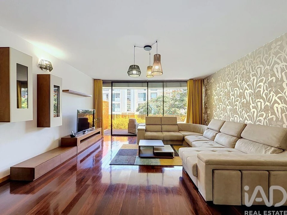 Apartamento T2 para Venda em Santo Antonio Foto 1