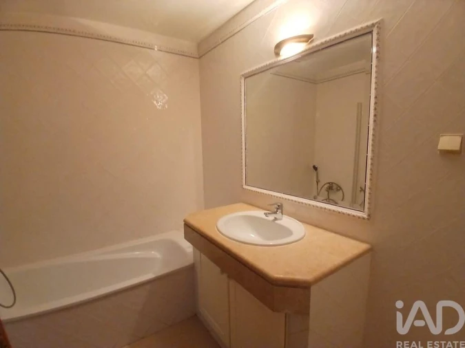 Apartamento T4 para Arrendamento em Faro (Sé e São Pedro) Foto 16