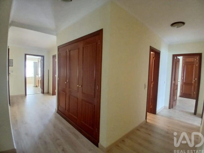 Apartamento T4 para Arrendamento em Faro (Sé e São Pedro) Foto 8