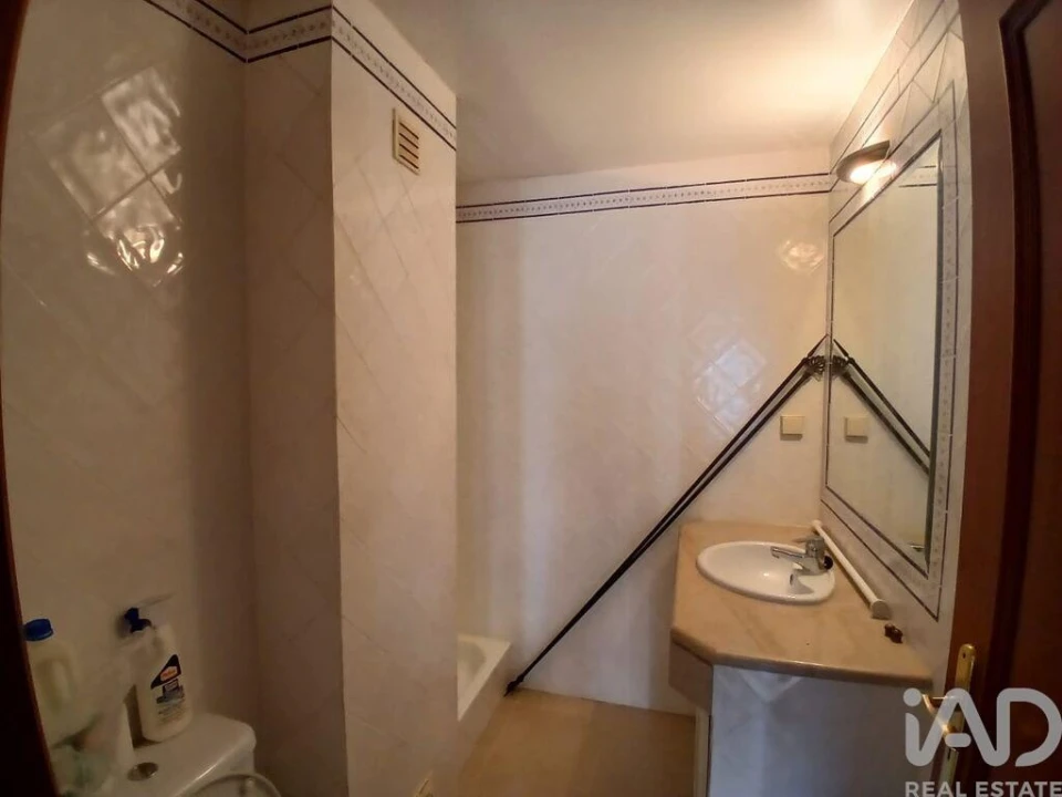 Apartamento T4 para Arrendamento em Faro (Sé e São Pedro) Foto 17