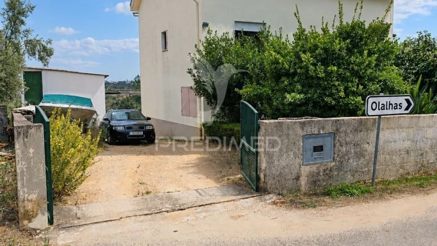 Moradia T3 para Venda em Olalhas