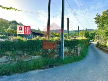 Moradia T3 para Venda em Torre e Portela