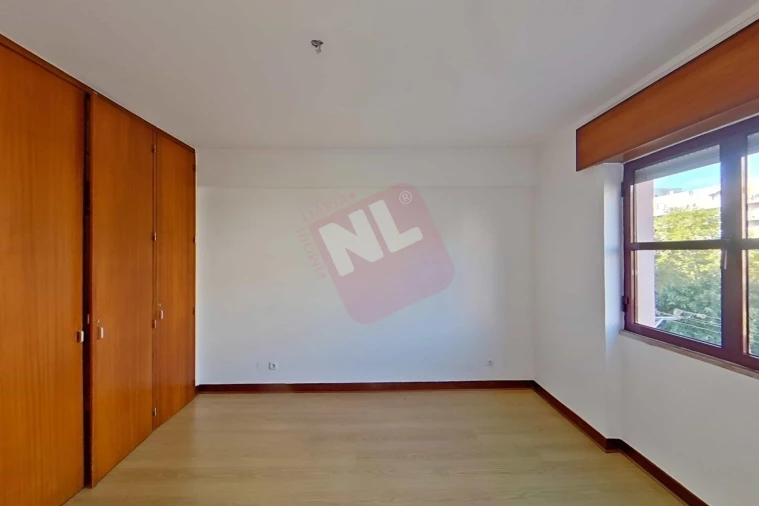 Apartamento T2 para Arrendamento em Lumiar Foto 20