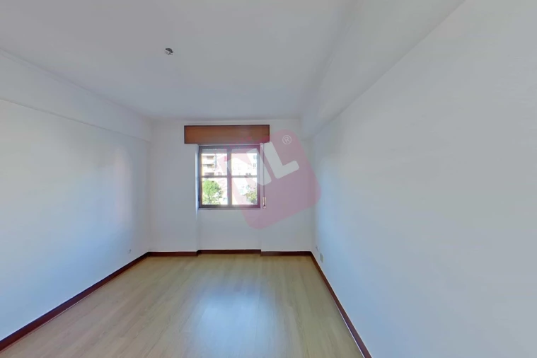 Apartamento T2 para Arrendamento em Lumiar Foto 19