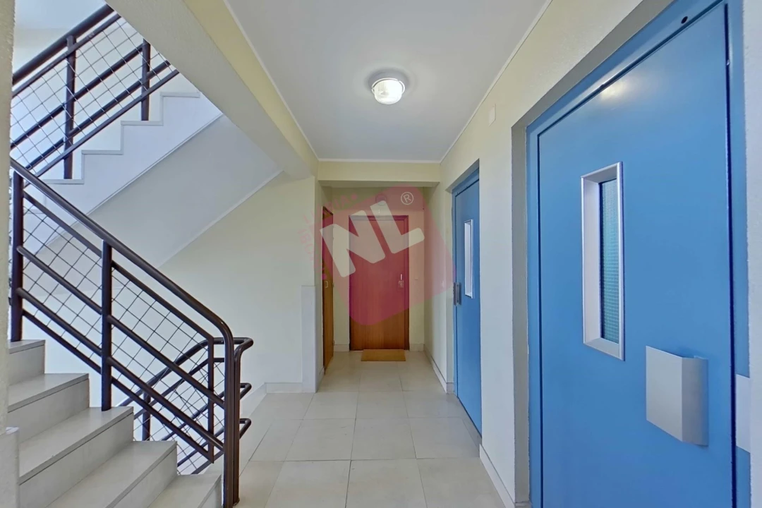 Apartamento T2 para Arrendamento em Lumiar Foto 1