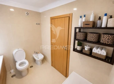 Apartamento T2 para Venda em Agualva e Mira-Sintra