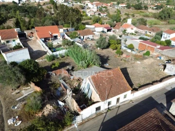Moradia T2 para Venda em Arneiro das Milhariças
