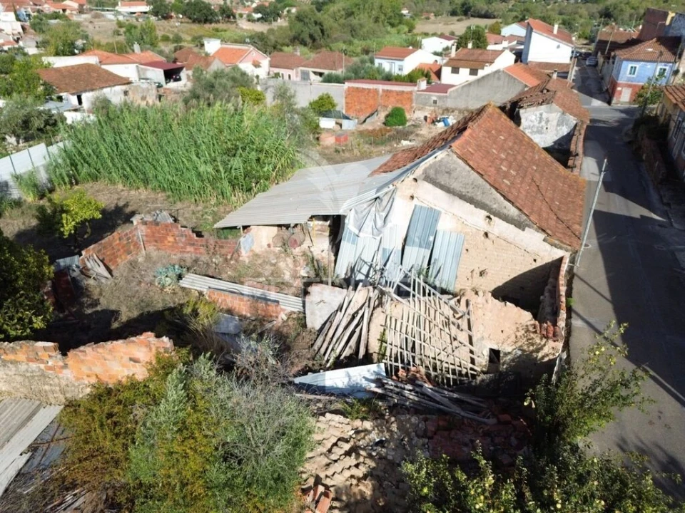 Moradia T2 para Venda em Arneiro das Milhariças Foto 10