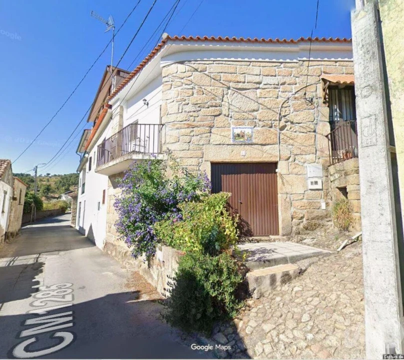 Moradia T3 para Venda em Pegarinhos Foto 1