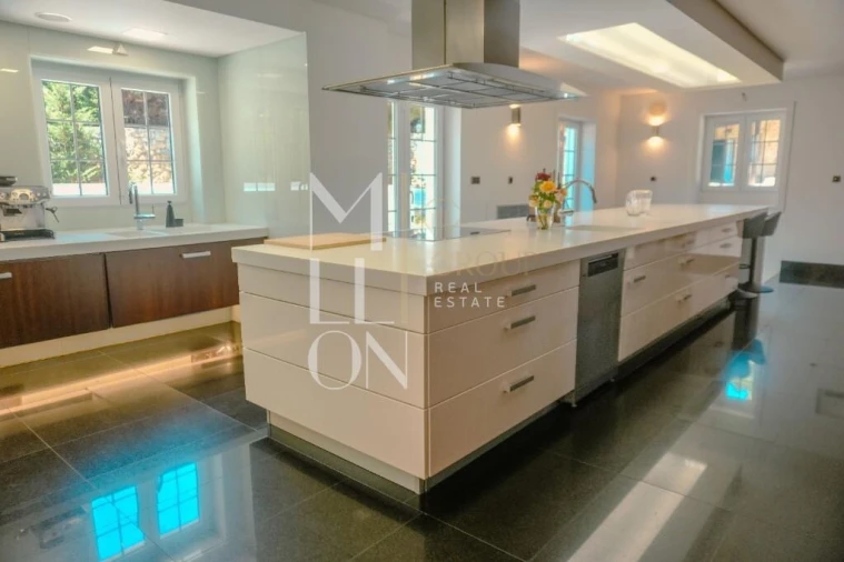 Moradia T10 para Venda em Carcavelos e Parede Foto 7