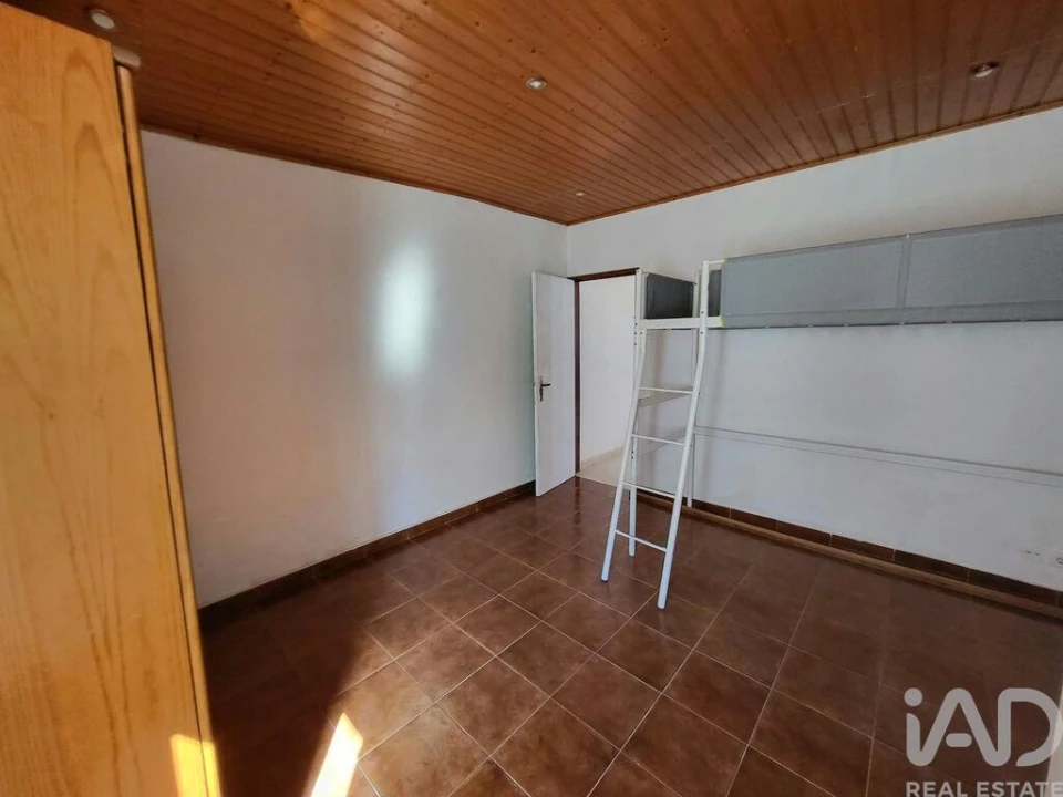 Apartamento T2 para Venda em Algés, Linda-A-Velha e Cruz Quebrada-Dafundo Foto 12