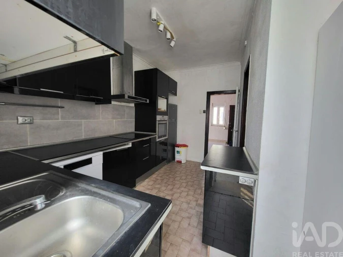 Apartamento T2 para Venda em Algés, Linda-A-Velha e Cruz Quebrada-Dafundo Foto 14