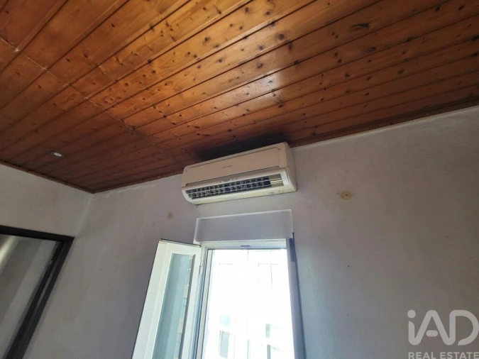 Apartamento T2 para Venda em Algés, Linda-A-Velha e Cruz Quebrada-Dafundo Foto 3