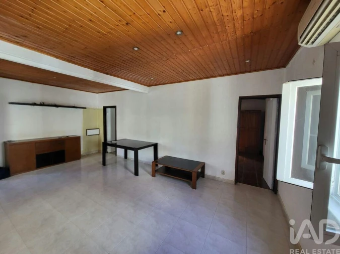 Apartamento T2 para Venda em Algés, Linda-A-Velha e Cruz Quebrada-Dafundo Foto 4