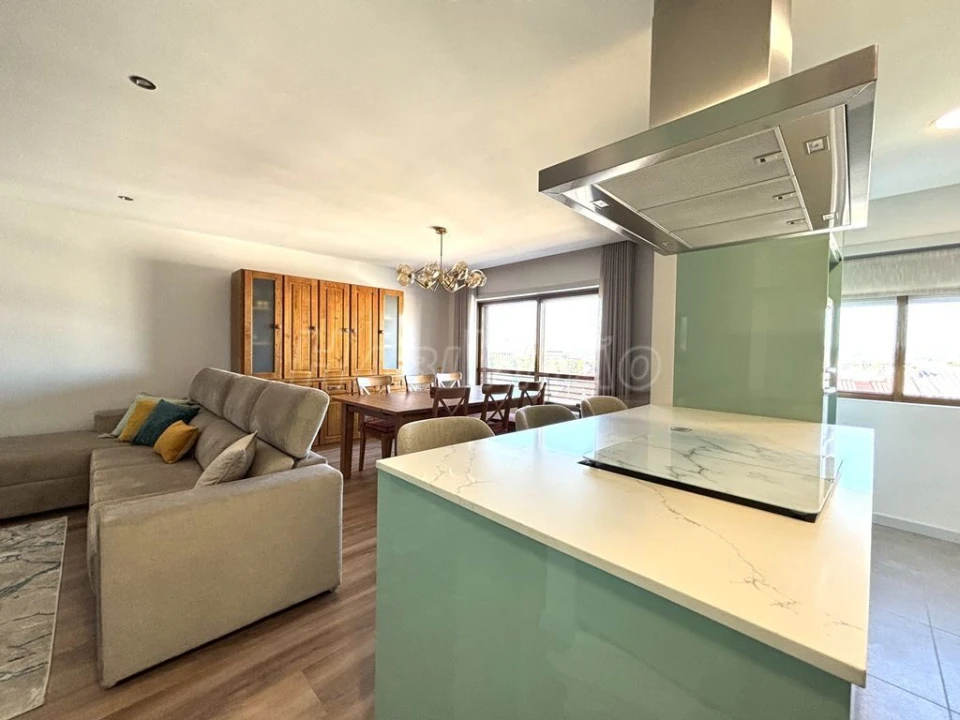 Apartamento T3 para Venda em Ermesinde Foto 3