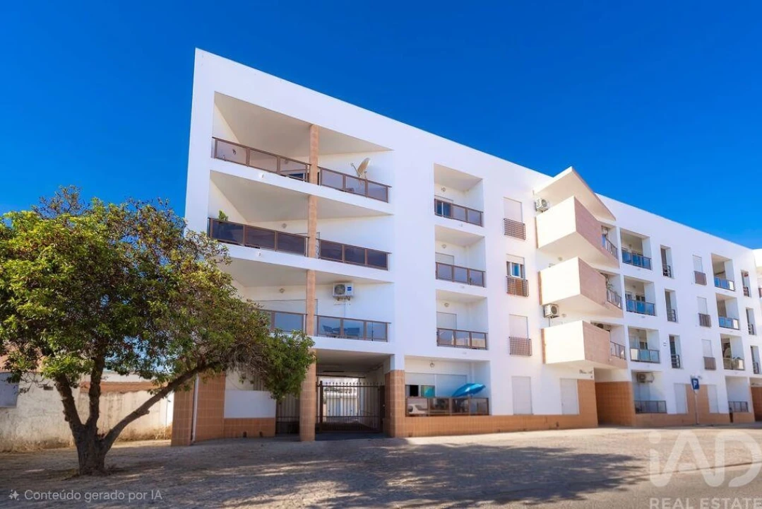 Apartamento T3 para Venda em Quarteira Foto 1