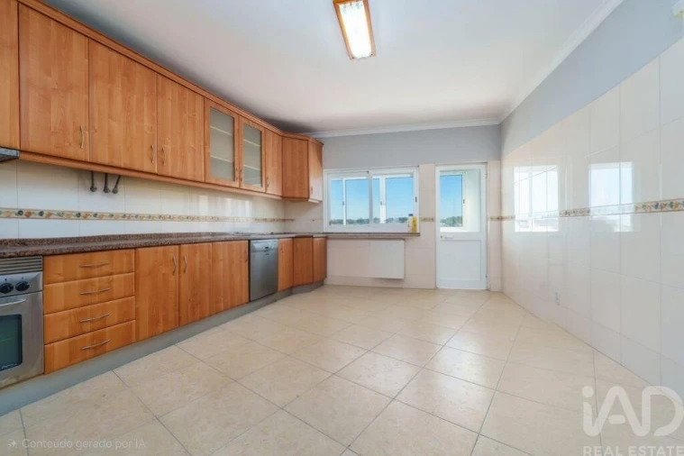Apartamento T3 para Venda em Quarteira Foto 30