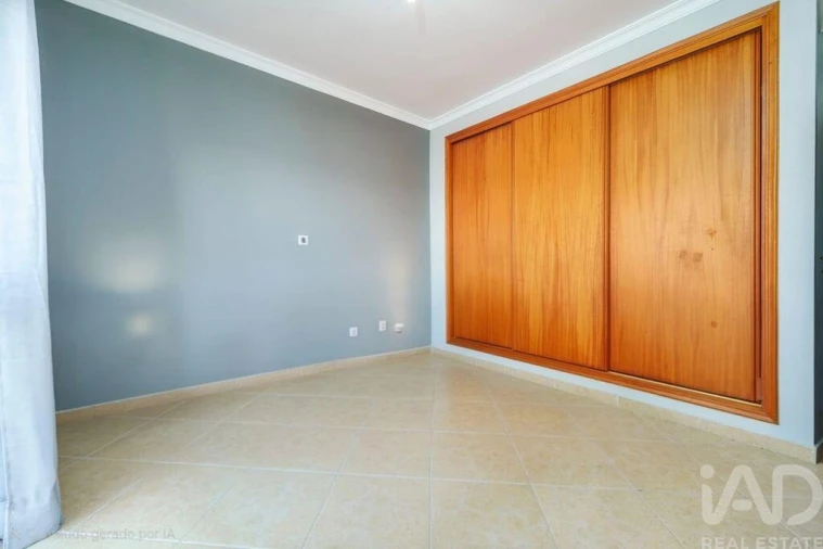 Apartamento T3 para Venda em Quarteira Foto 20