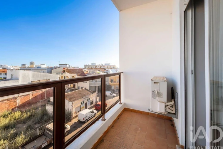 Apartamento T3 para Venda em Quarteira Foto 35