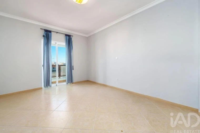 Apartamento T3 para Venda em Quarteira Foto 23