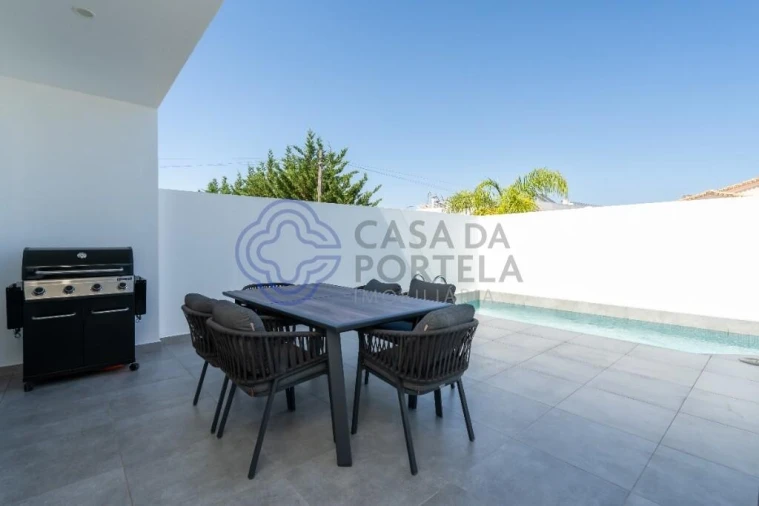 Moradia T3 para Venda em Montenegro Foto 16