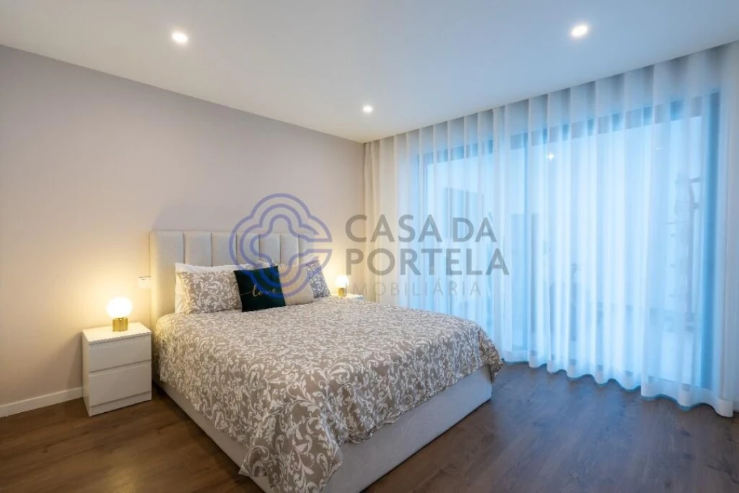 Moradia T3 para Venda em Montenegro Foto 30