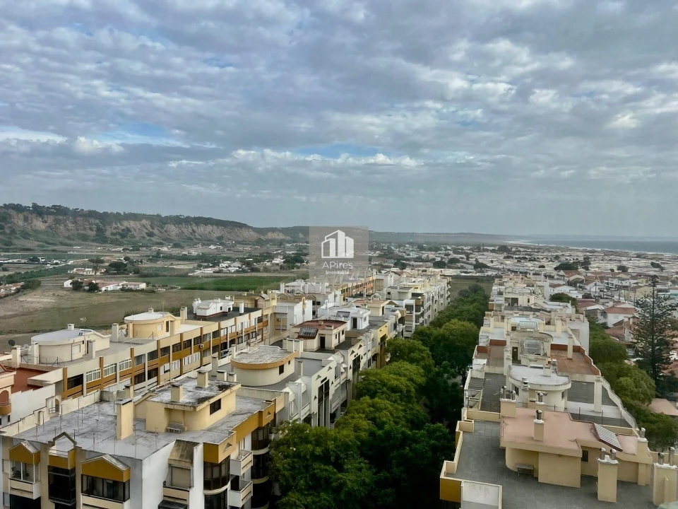 Apartamento T3 para Venda em Costa da Caparica Foto 3