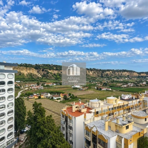 Apartamento T3 para Venda em Costa da Caparica Foto 3