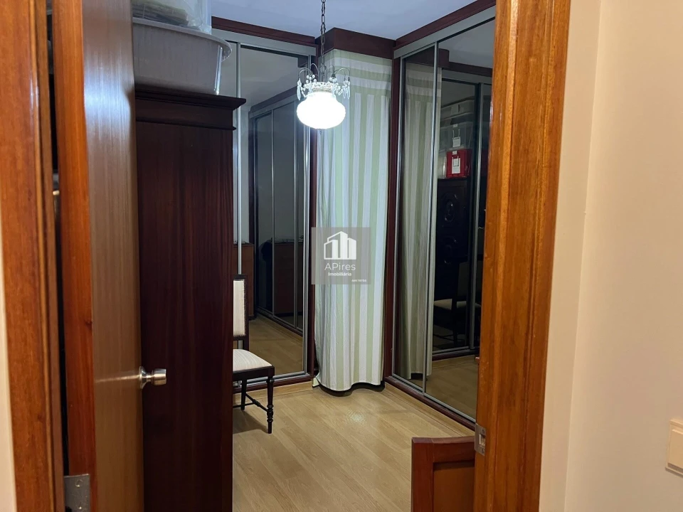 Apartamento T3 para Venda em Costa da Caparica Foto 25