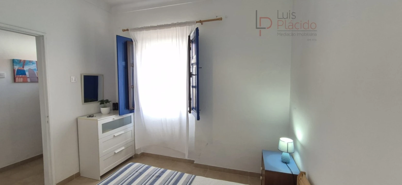 Moradia T3 para Venda em São Domingos e Vale de Água Foto 12
