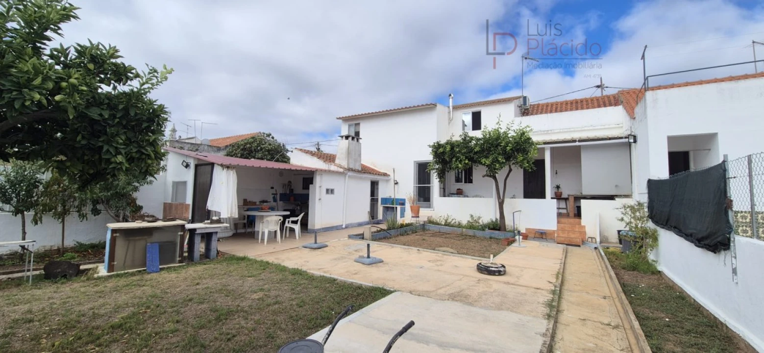 Moradia T3 para Venda em São Domingos e Vale de Água Foto 29